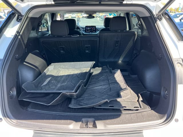 Certified 2024 Chevrolet Blazer LT w/ Convenience Package FWD image 29