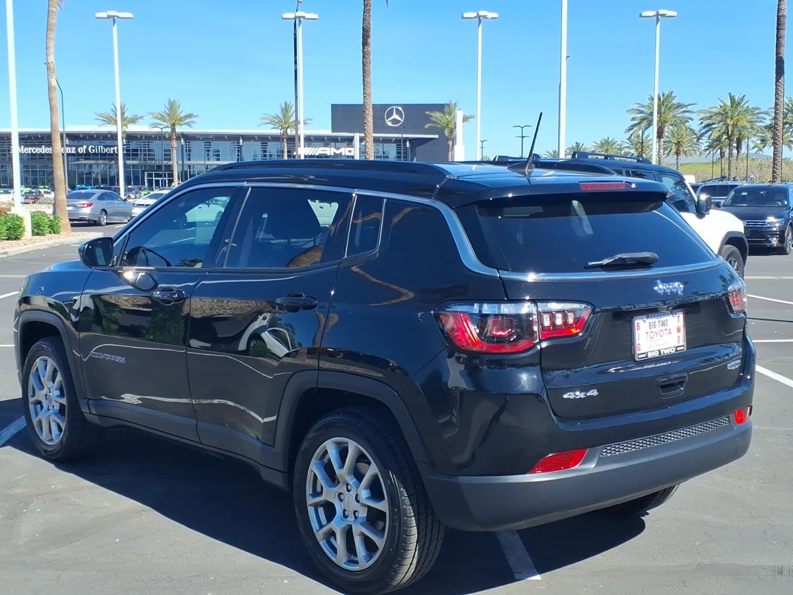 Used 2022 Jeep Compass Latitude image 6