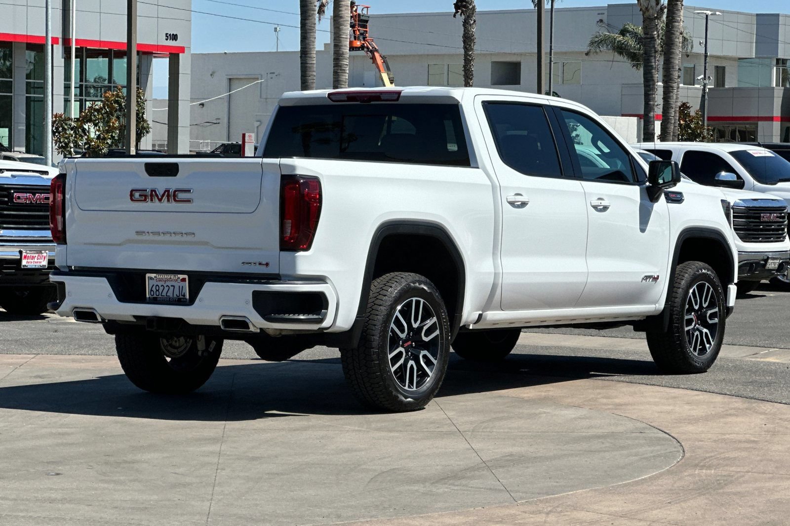 Used 2026 GMC Sierra 1500 AT4 w/ Technology Package AWD/4WD image 4