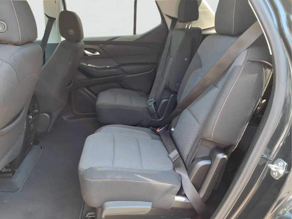 Used 2021 Chevrolet Traverse LT FWD image 21