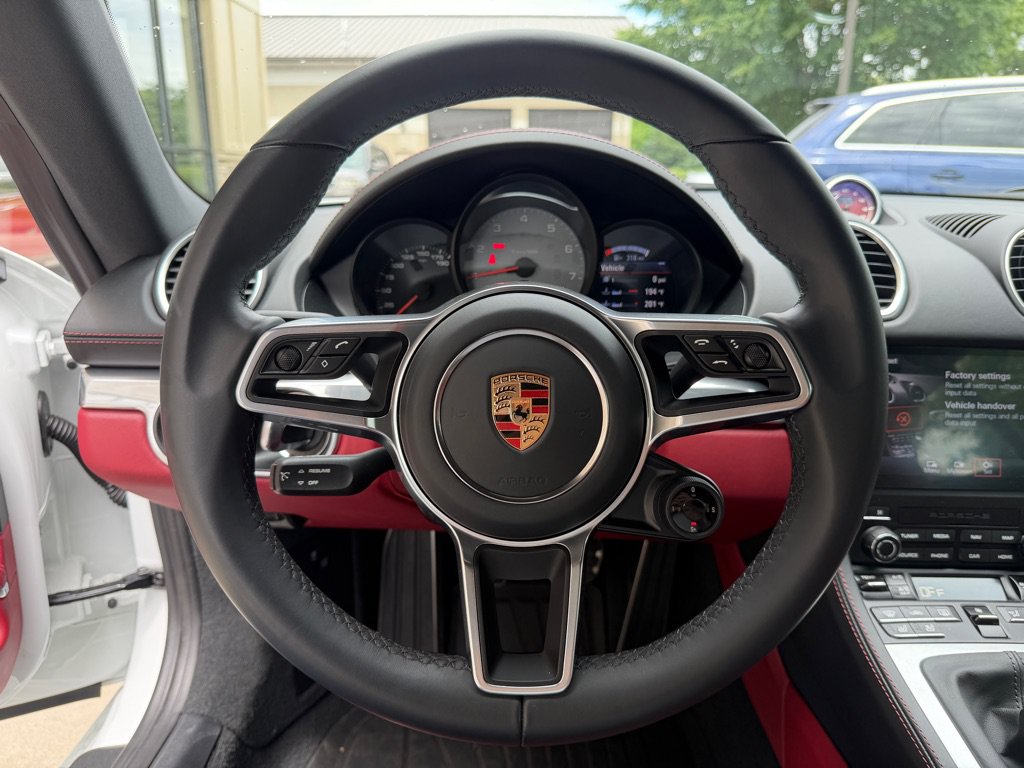 Used 2024 Porsche 718 Cayman S RWD image 32