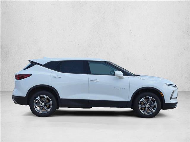 Used 2025 Chevrolet Blazer LT AWD/4WD video 4