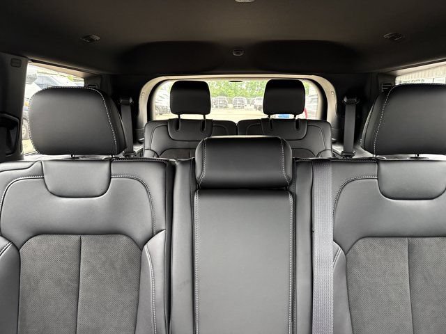 New 2026 Jeep Grand Cherokee L 4WD image 16