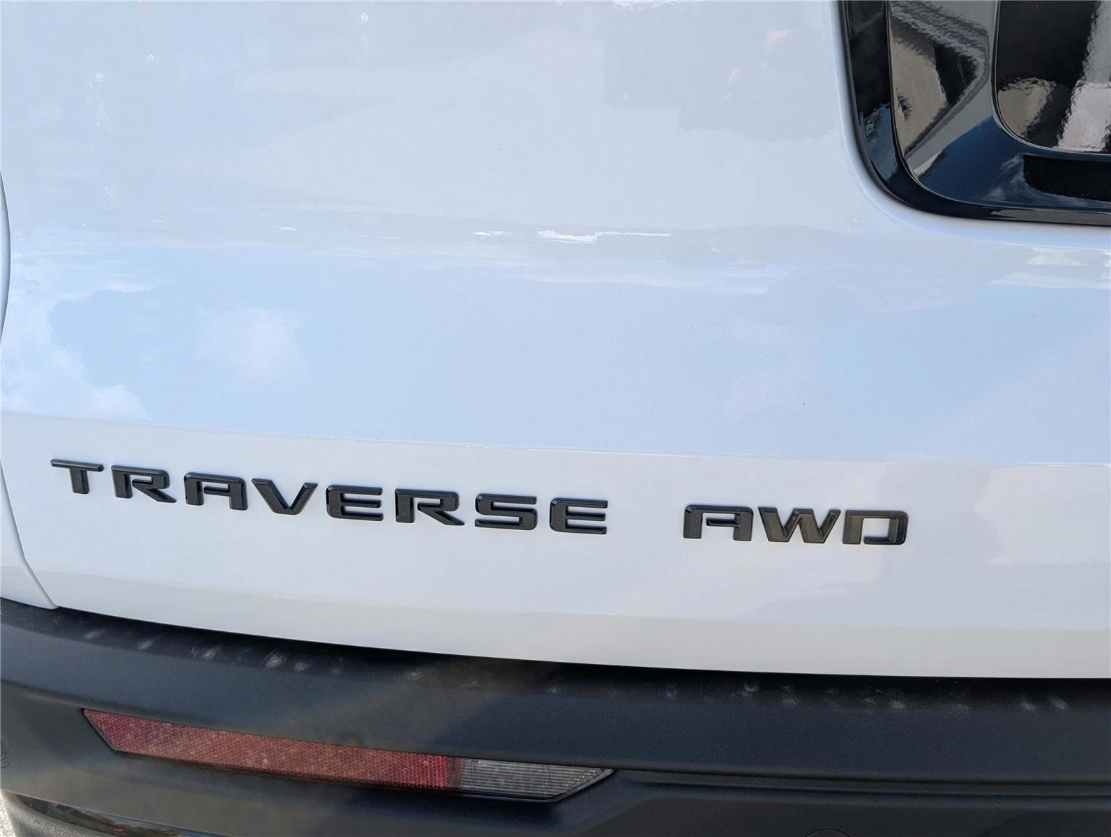 New 2026 Chevrolet Traverse LT w/ Midnight/Sport Edition image 6