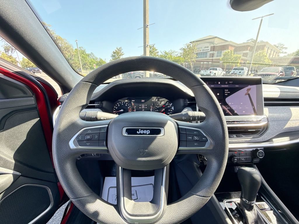 Used 2023 Jeep Compass Sport AWD/4WD image 11