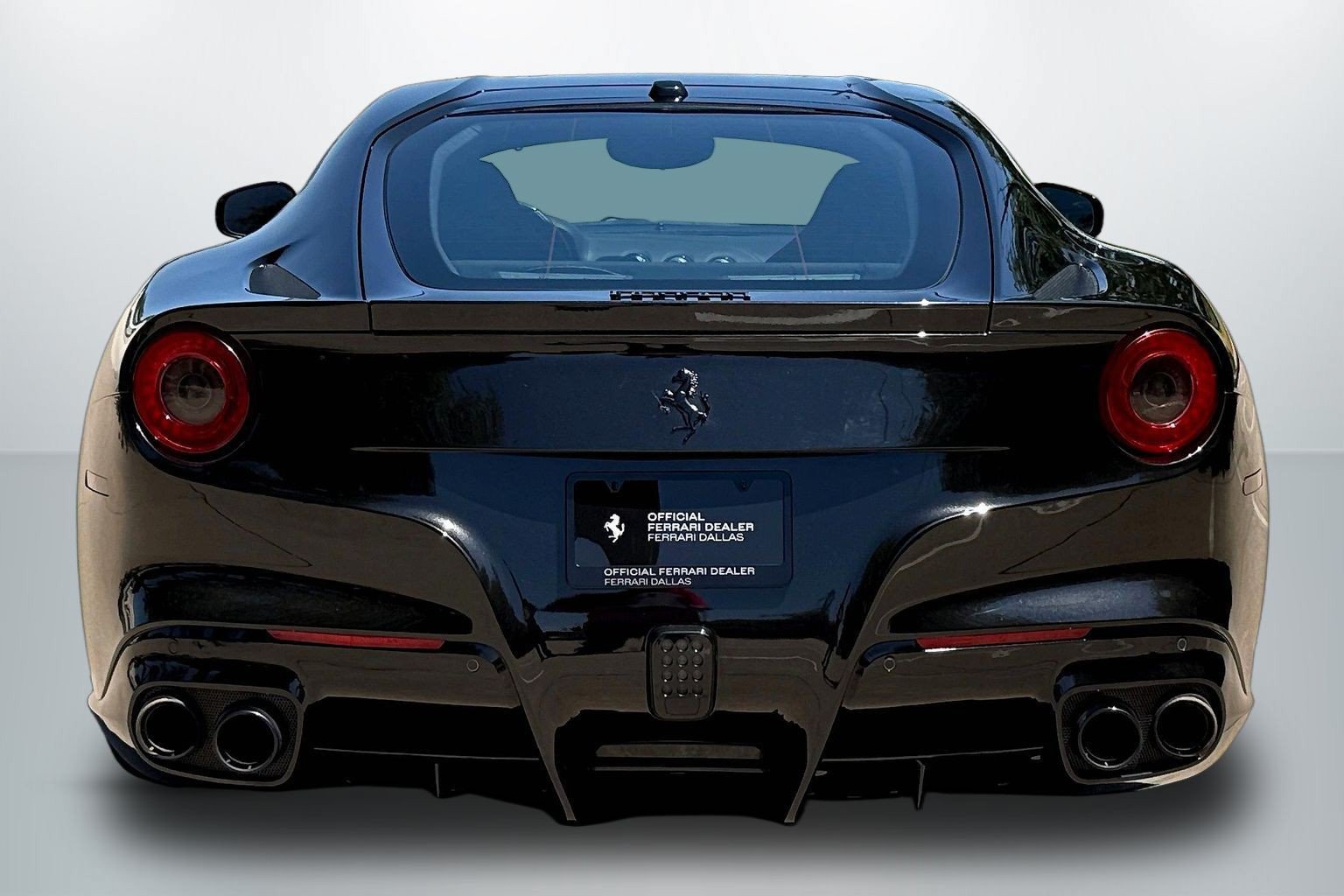 Used 2014 Ferrari F12 Berlinetta RWD image 6