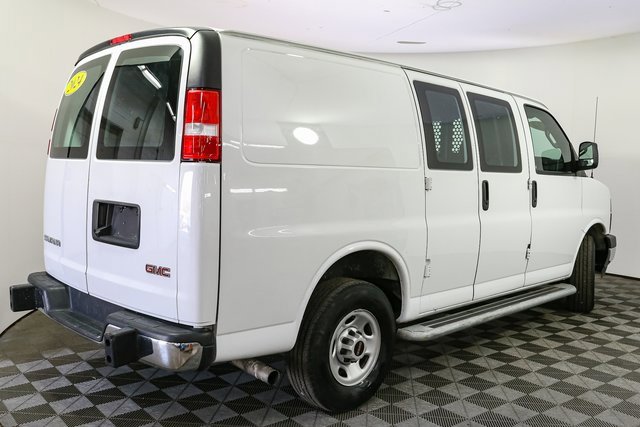 Used 2024 GMC Savana 2500 w/ Driver Convenience Package image 12