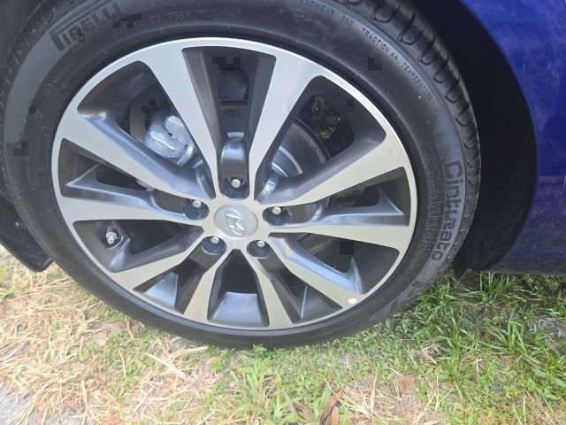 Used 2020 Hyundai Elantra GT w/ Style Package 02 FWD image 20