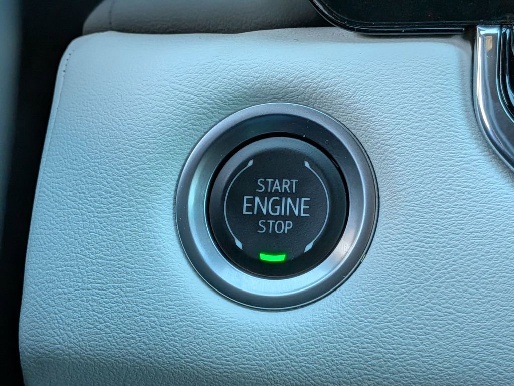 Used 2024 GMC Canyon AT4X image 22