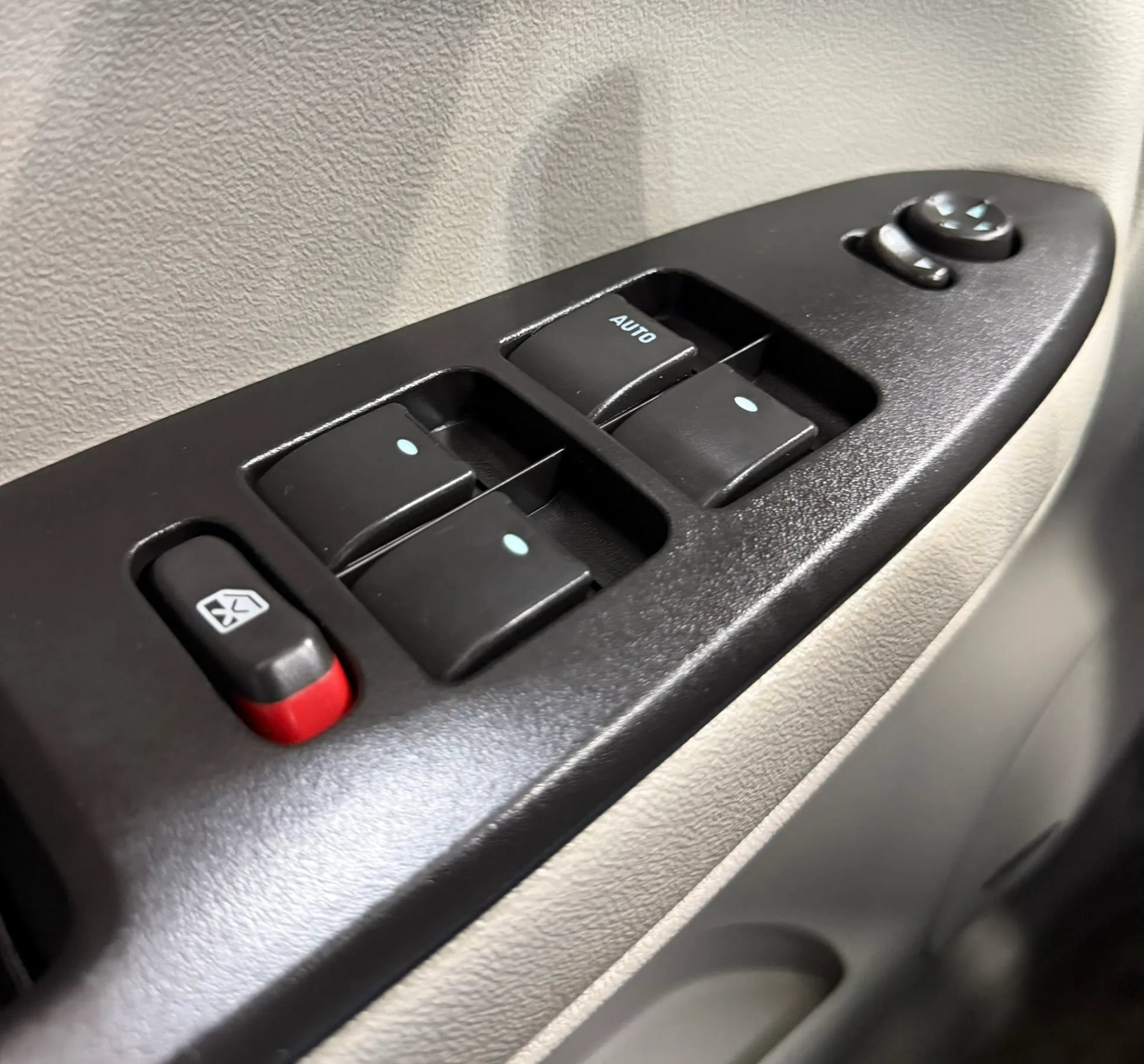 Used 2007 Chevrolet Impala SS w/ Convenience Package FWD image 24