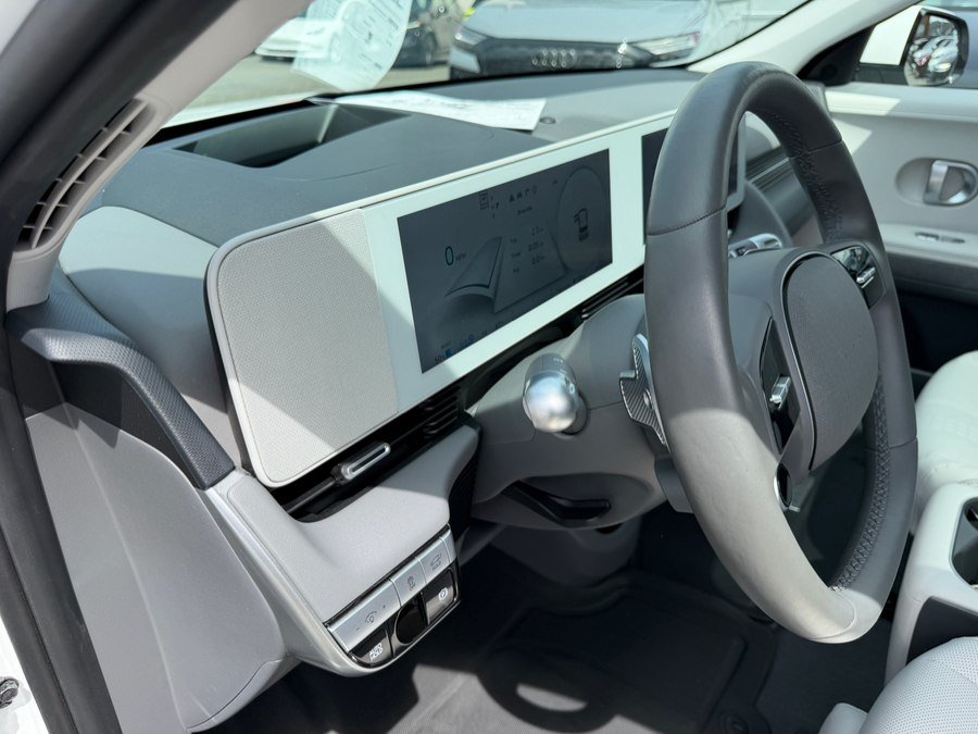 Used 2024 Hyundai Ioniq 5 Limited RWD image 11