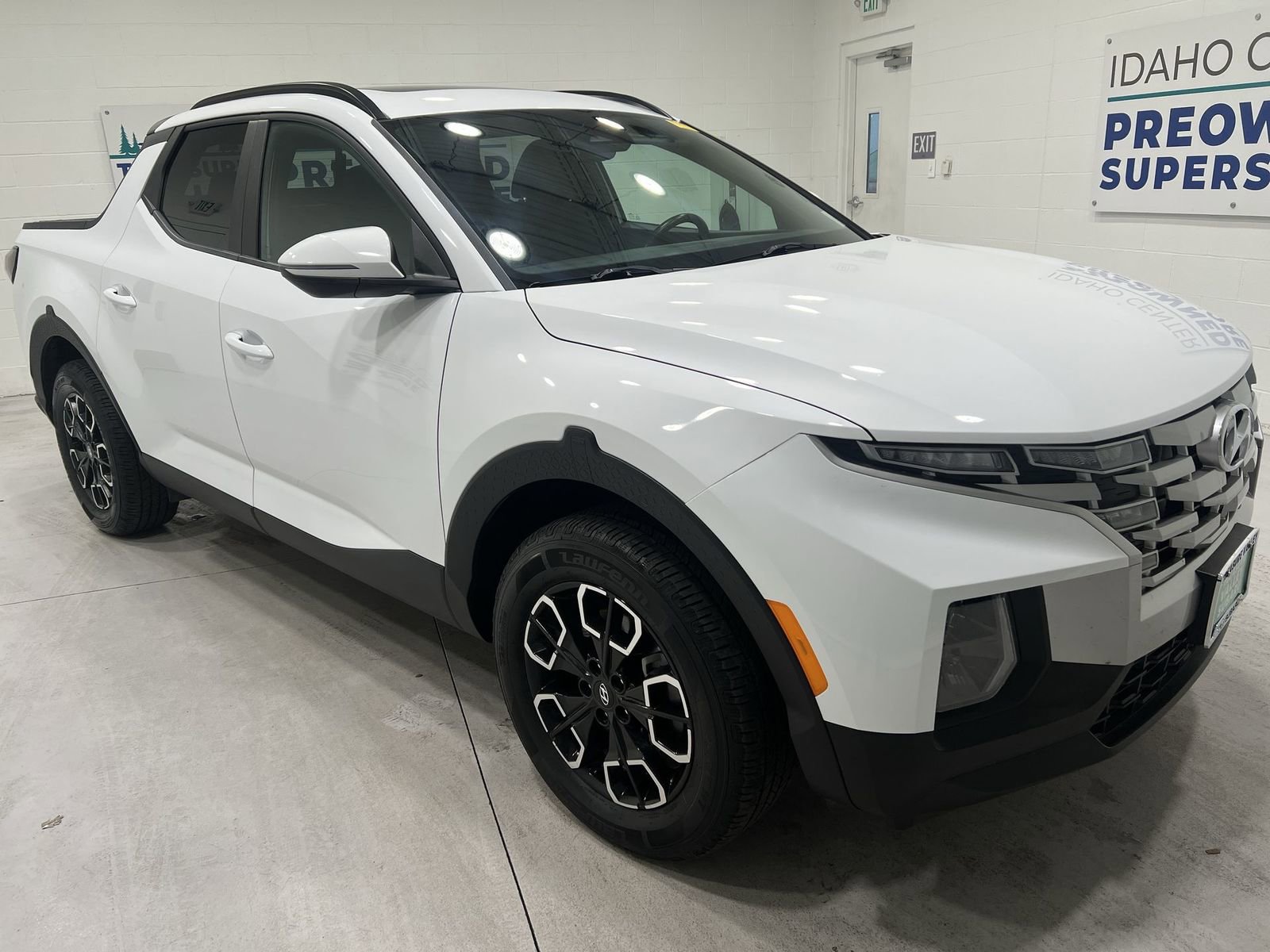 Used 2022 Hyundai Santa Cruz SEL Premium video 2