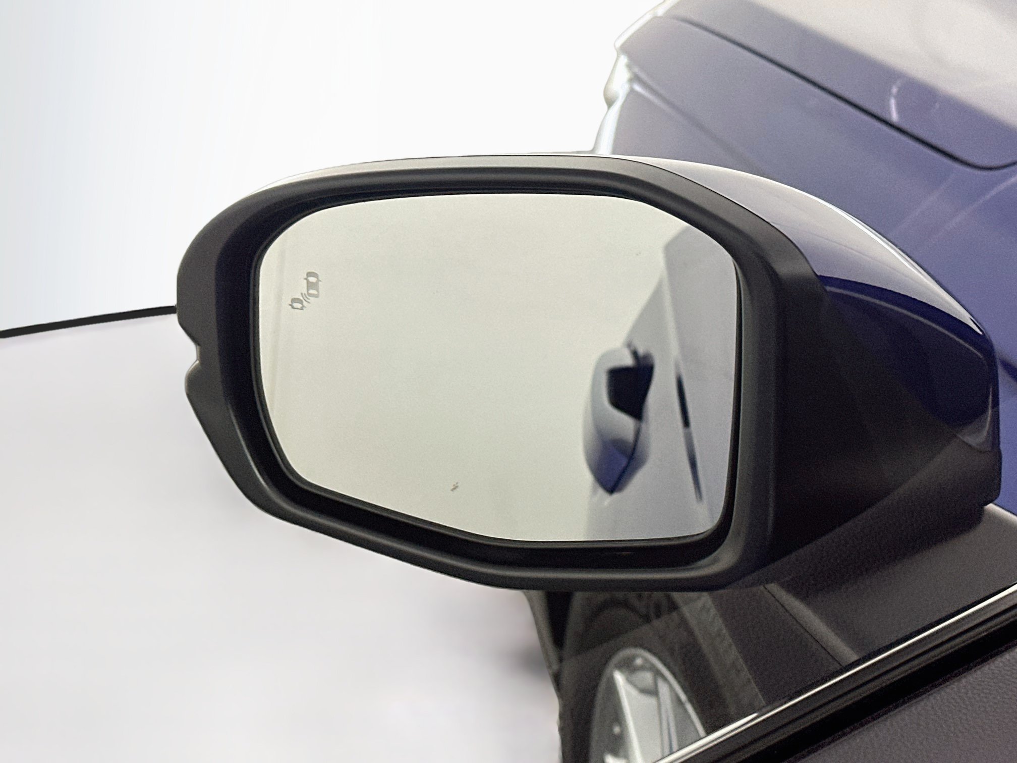 Used 2025 Honda CR-V EX-L image 16