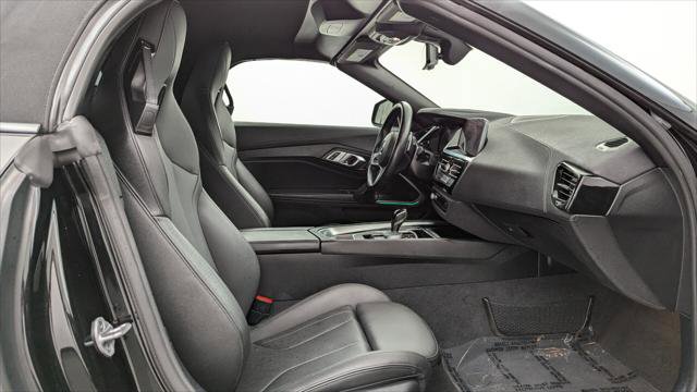 Used 2025 BMW Z4 sDrive30i image 17