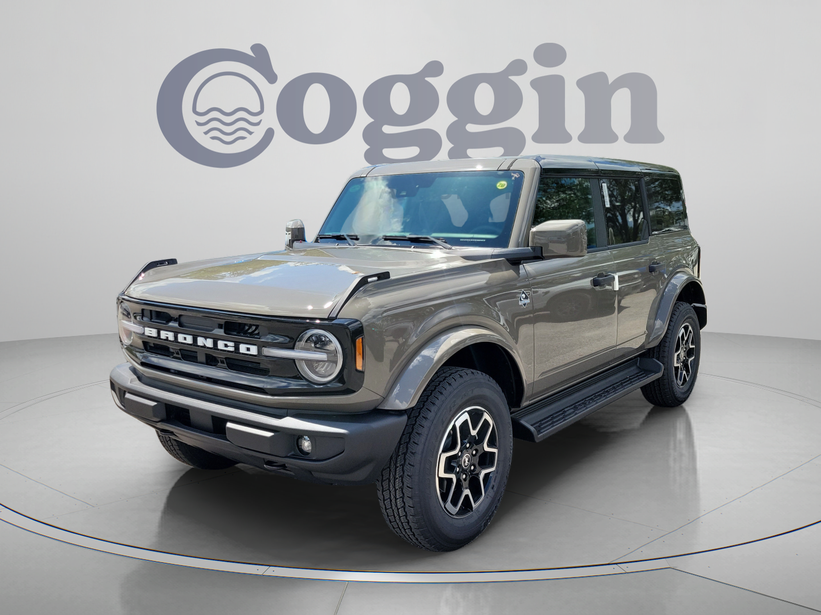 New 2026 Ford Bronco Outer Banks AWD/4WD image 1