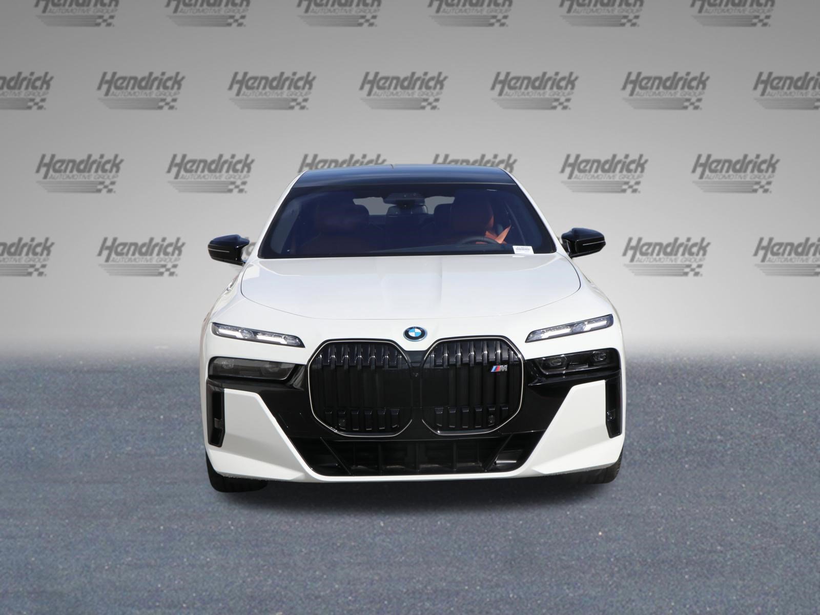 Certified 2025 BMW i7 M70 w/ Executive Package AWD/4WD image 8