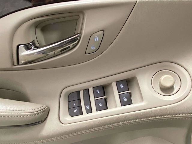 Used 2016 Buick LaCrosse Leather FWD image 13