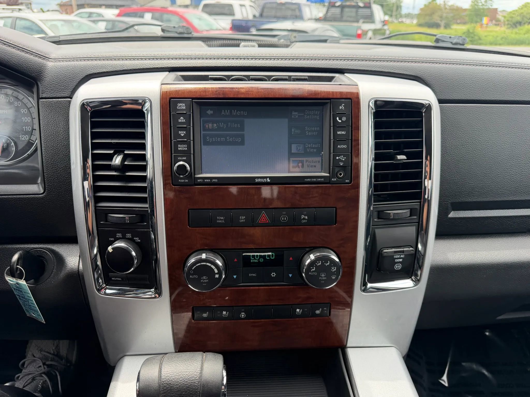 Used 2009 Dodge Ram 1500 Truck Laramie AWD/4WD image 16