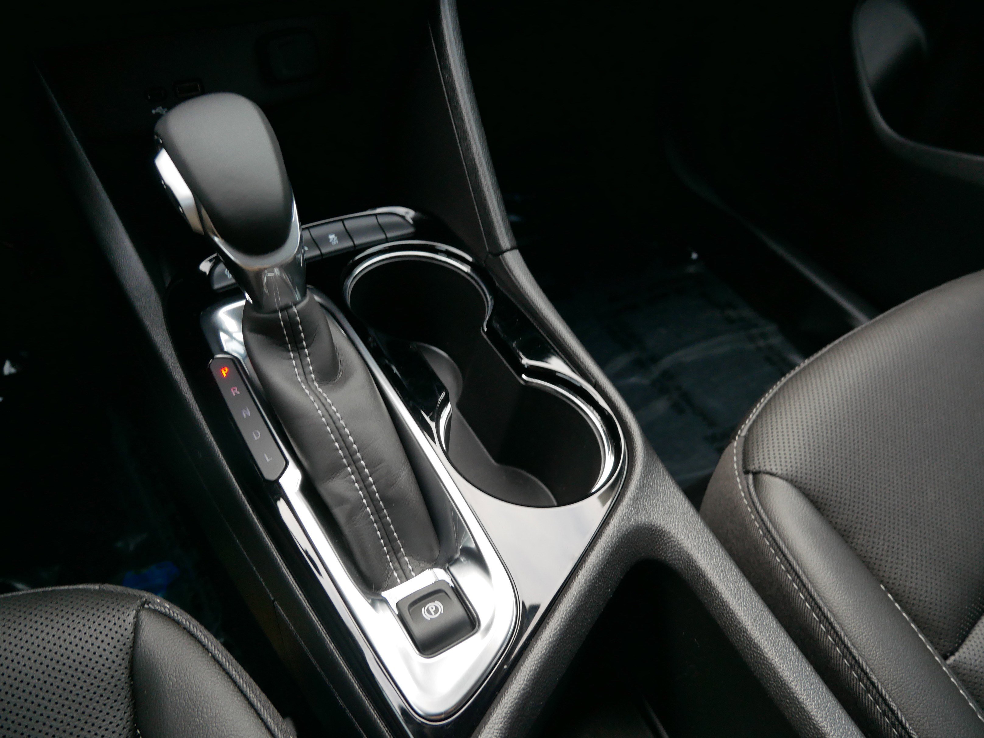 Used 2024 Buick Encore GX Sport Touring image 24