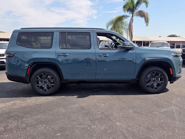 New 2026 Jeep Grand Wagoneer Limited w/ Premium Group II AWD/4WD image 2