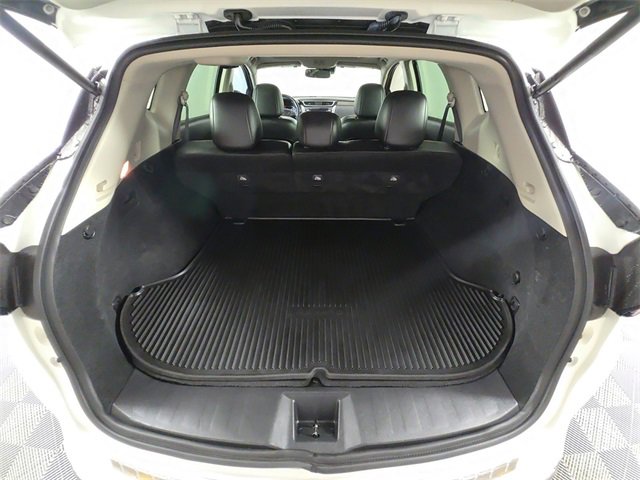 Used 2020 Nissan Murano Platinum w/ Cargo Package image 16