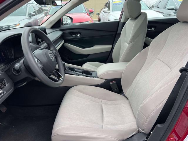 Used 2023 Honda Accord EX image 15