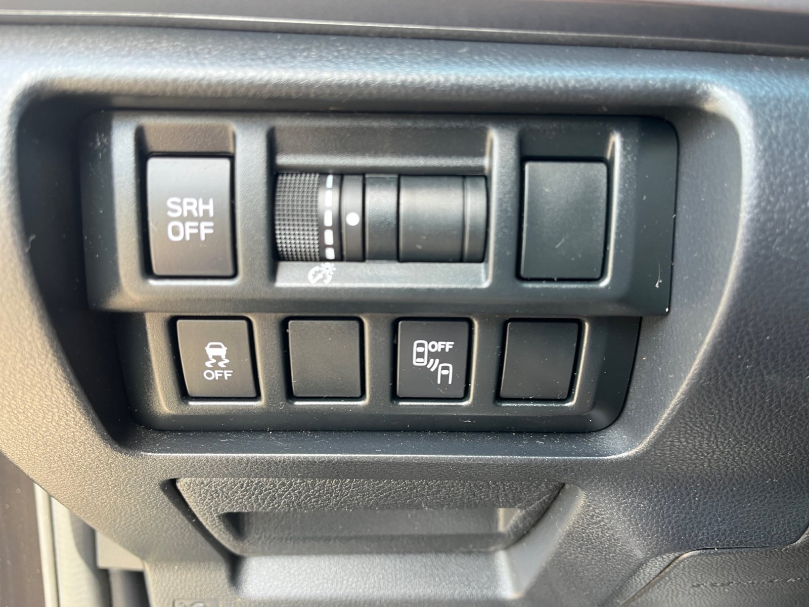Used 2018 Subaru Crosstrek 2.0i Limited AWD/4WD image 12