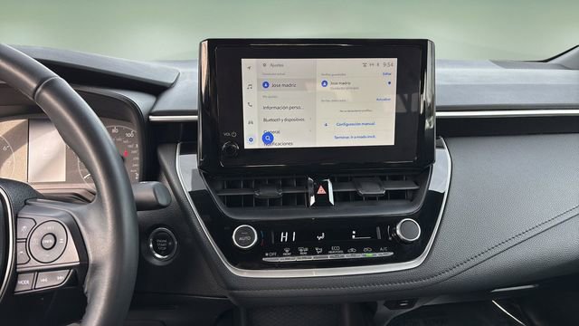 Used 2023 Toyota Corolla SE image 10