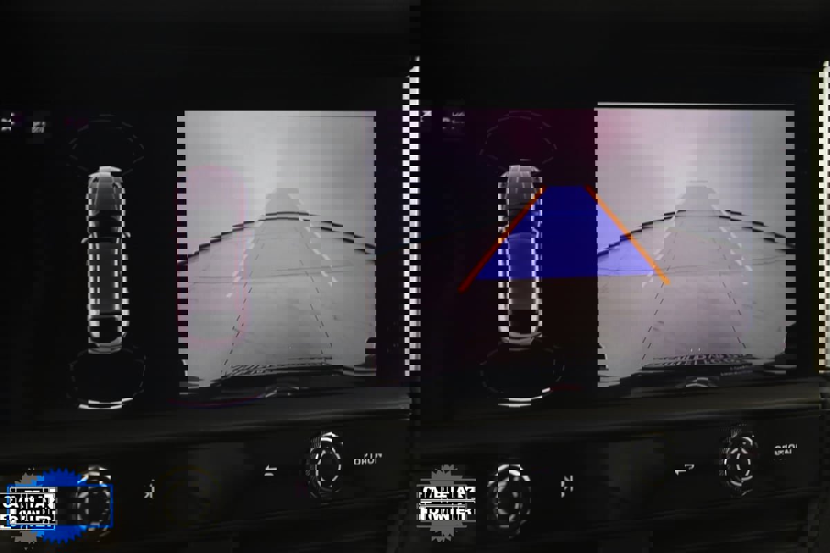 Used 2022 Porsche Macan image 10