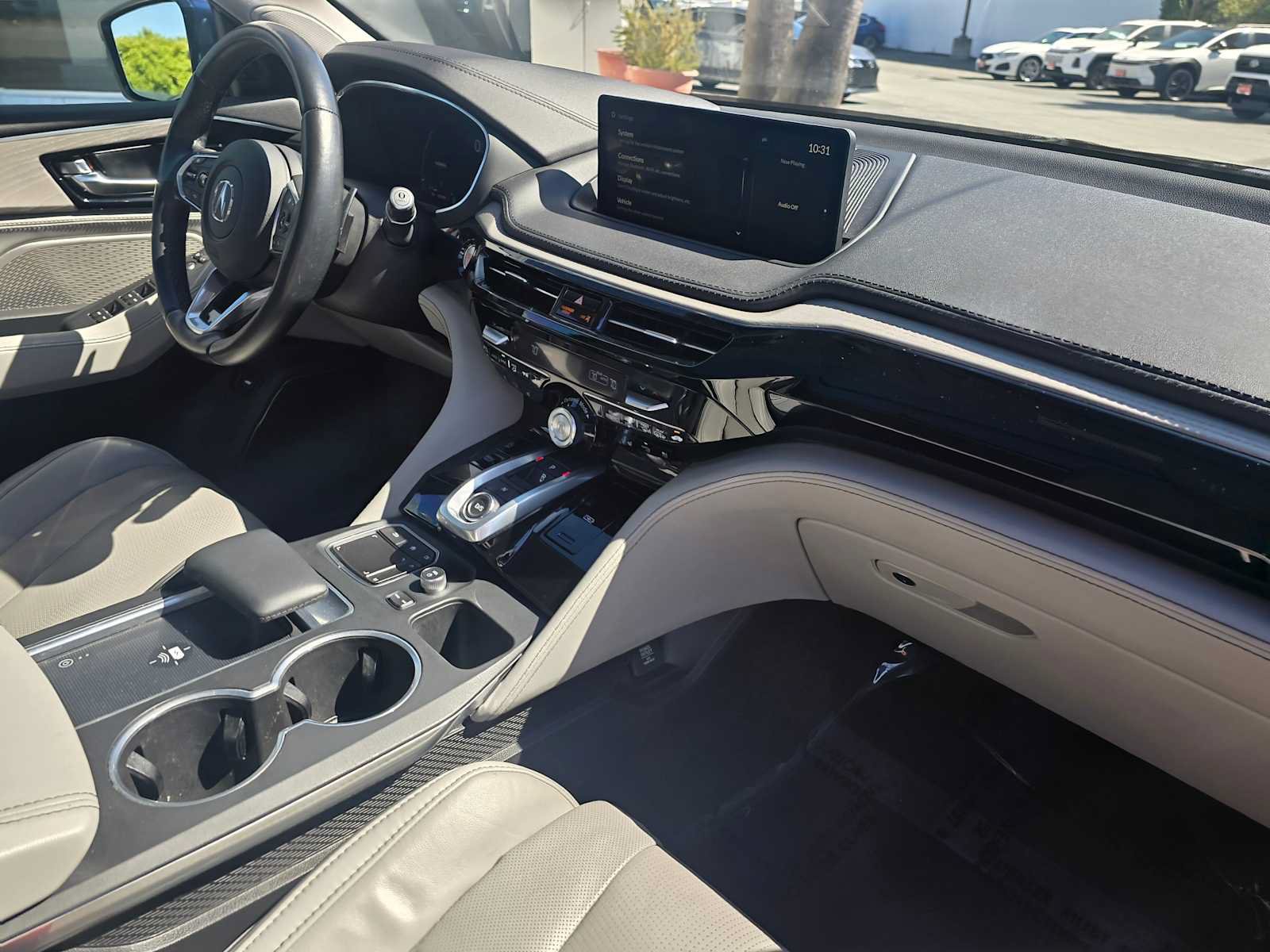 Used 2023 Acura MDX SH-AWD w/ Advance Package image 11