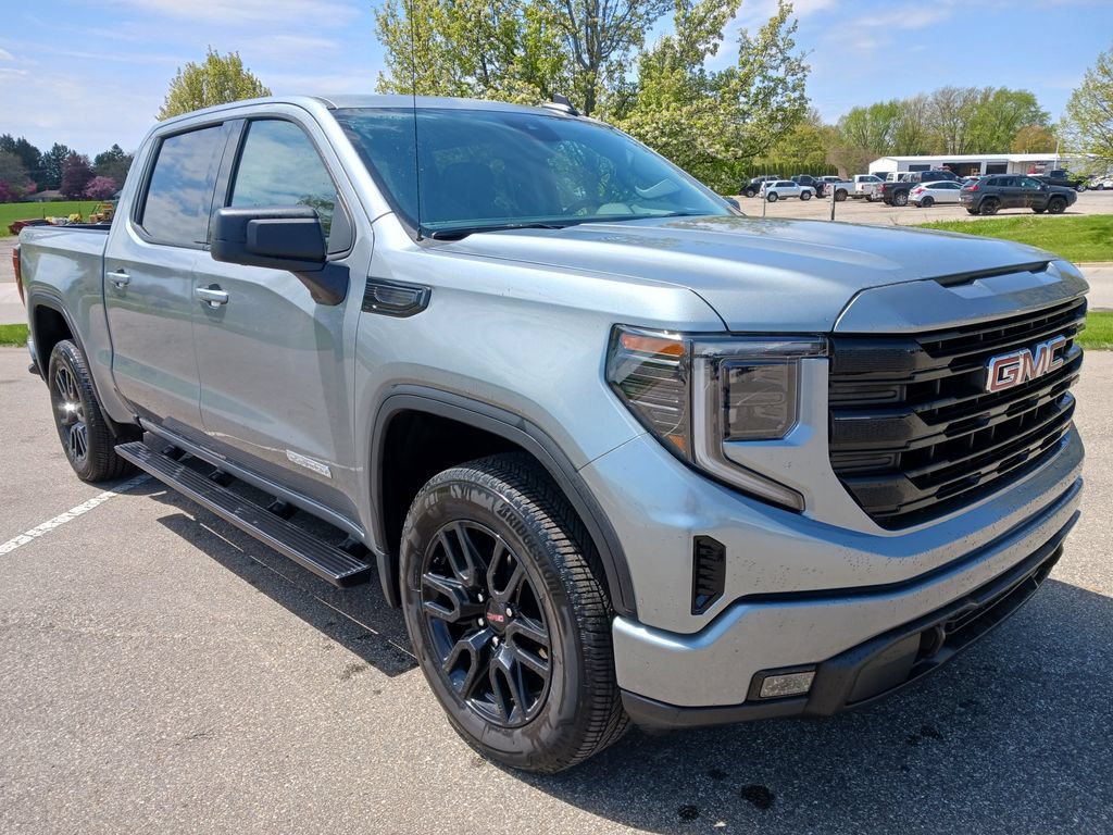 Used 2024 GMC Sierra 1500 Elevation AWD/4WD image 1