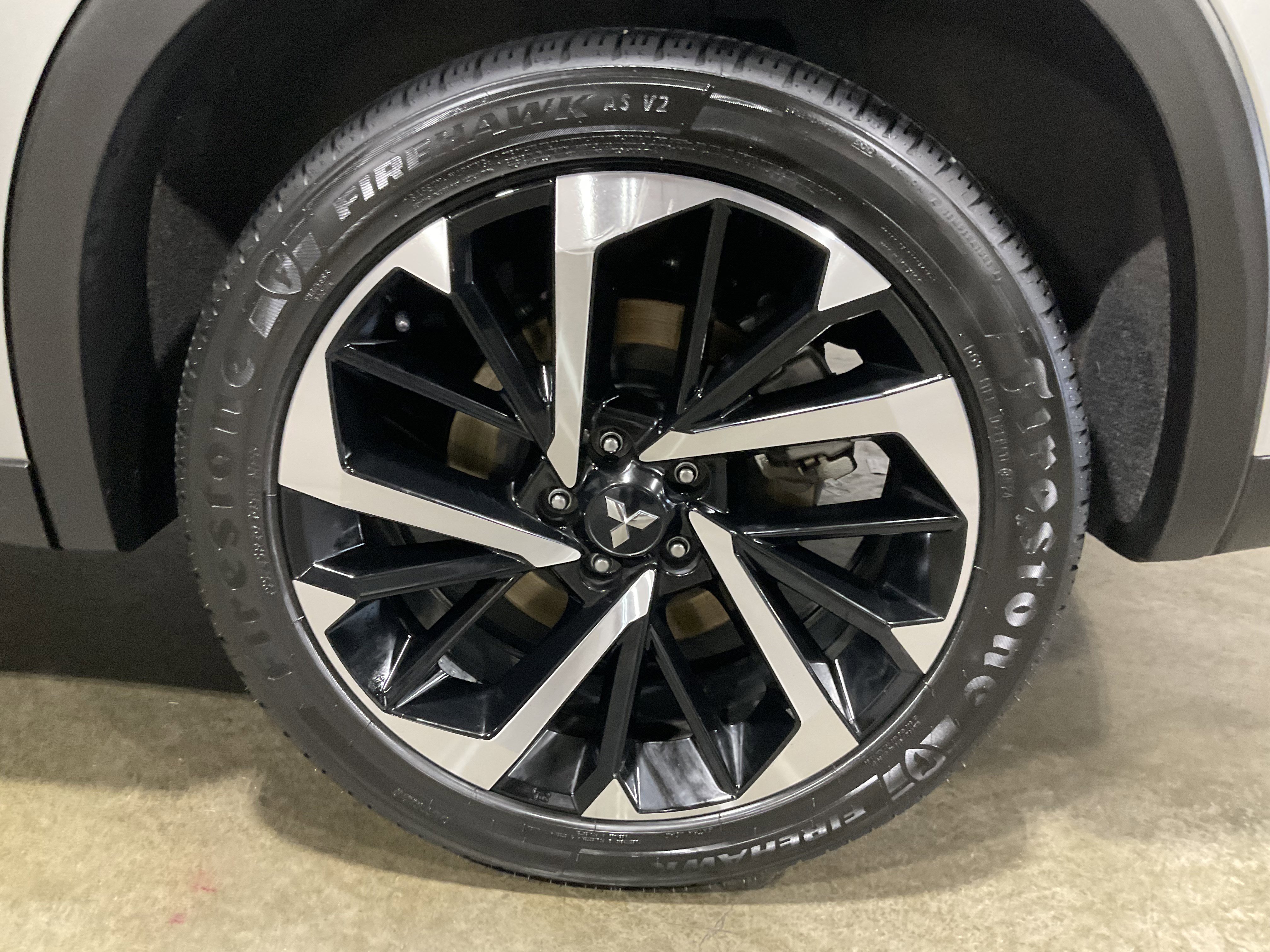 Used 2024 Mitsubishi Outlander Ralliart image 11