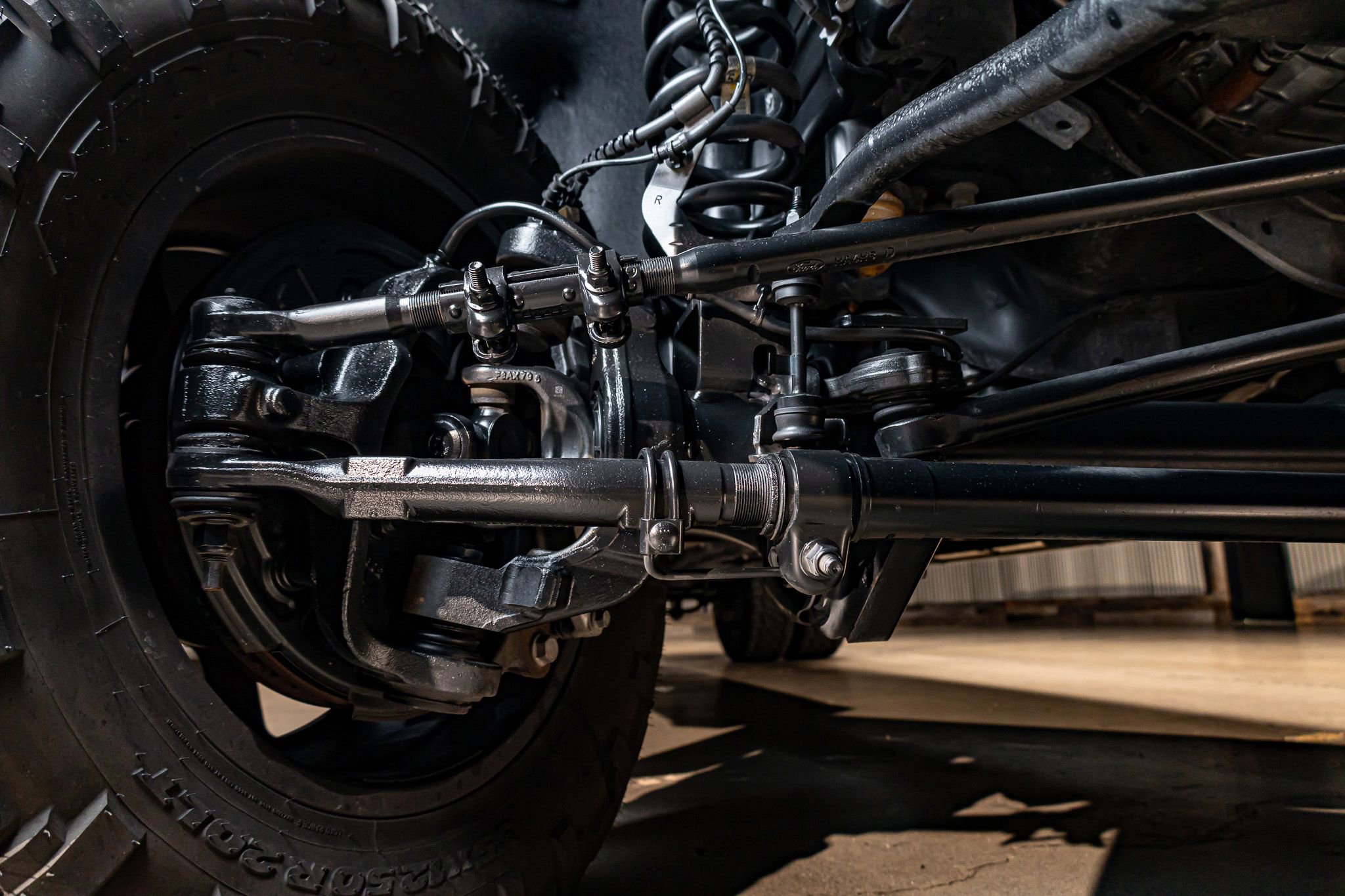 Used 2023 Ford F450 Lariat w/ Camper Package image 12