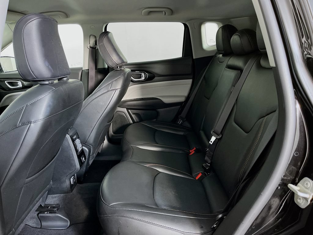 Used 2022 Jeep Compass Limited AWD/4WD image 31