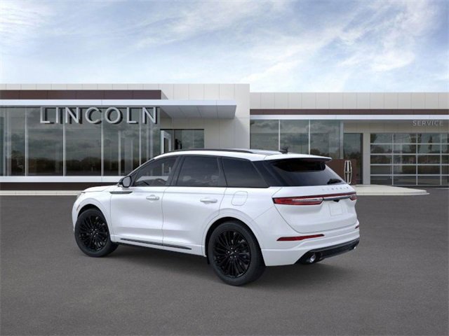 New 2026 Lincoln Corsair Premiere image 4