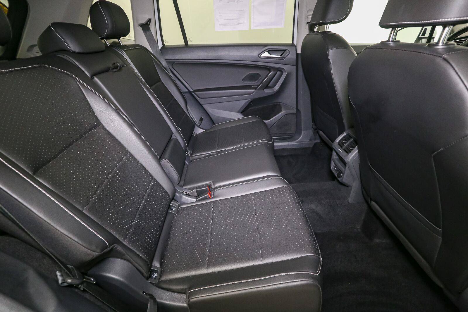 Certified 2021 Volkswagen Tiguan SE AWD/4WD image 23