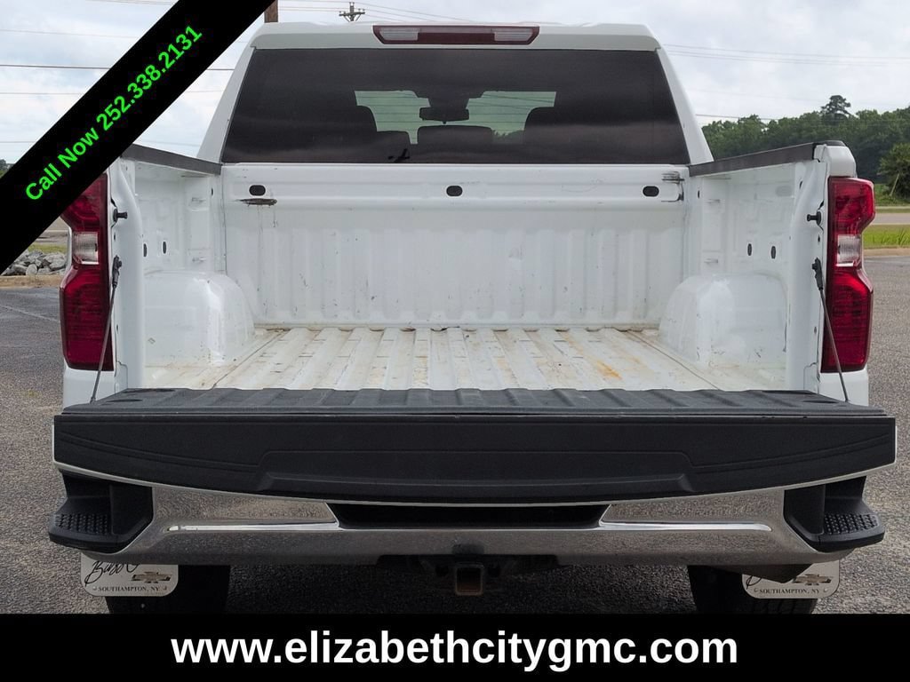 Used 2023 Chevrolet Silverado 1500 LT AWD/4WD image 14