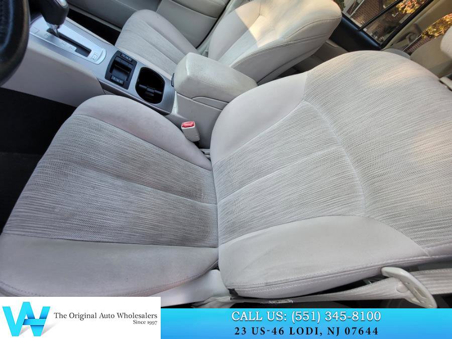 Used 2013 Subaru Outback 2.5i Premium w/ All-Weather Pkg image 12