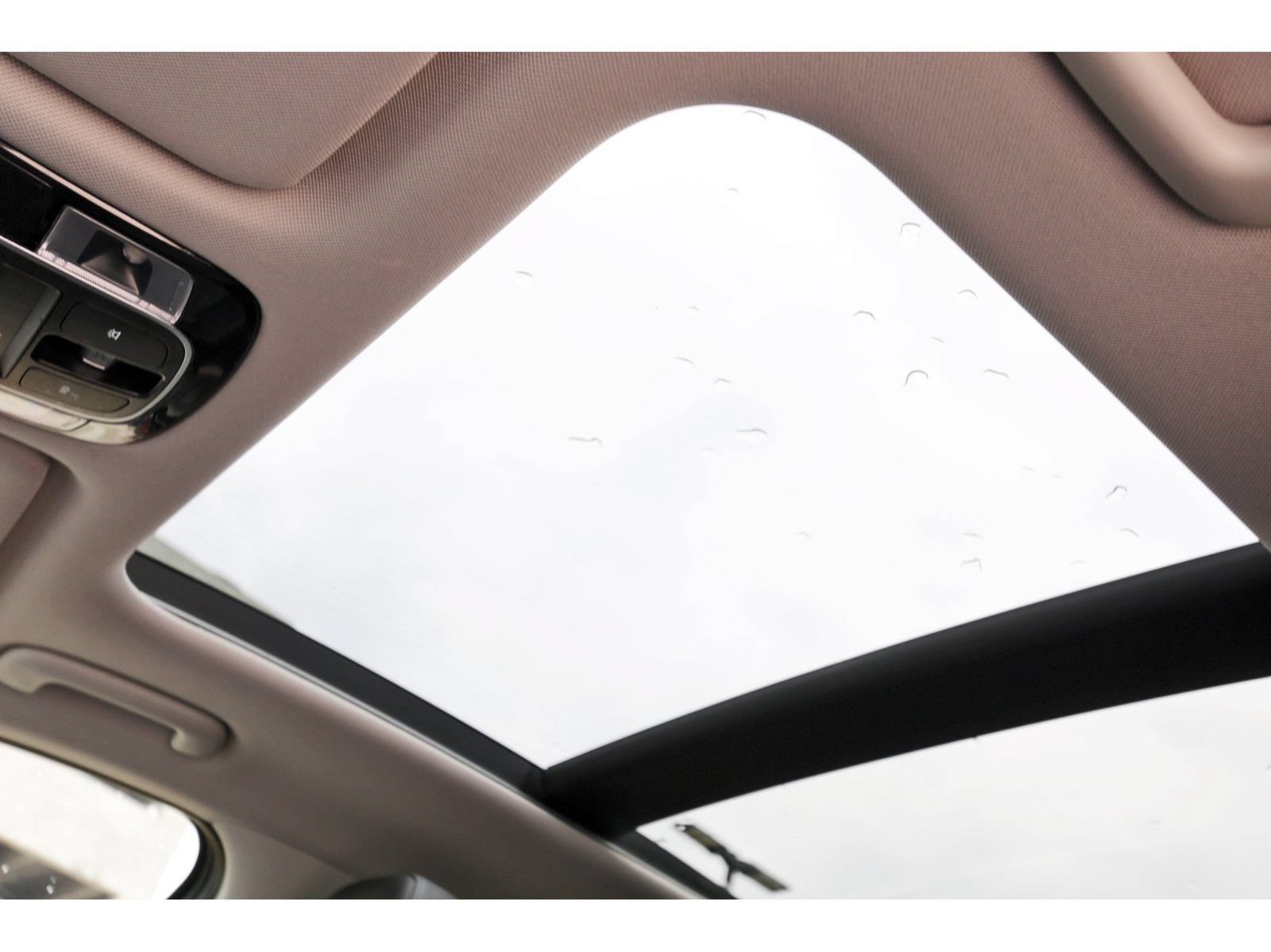 Certified 2025 Hyundai Sonata Limited FWD image 30