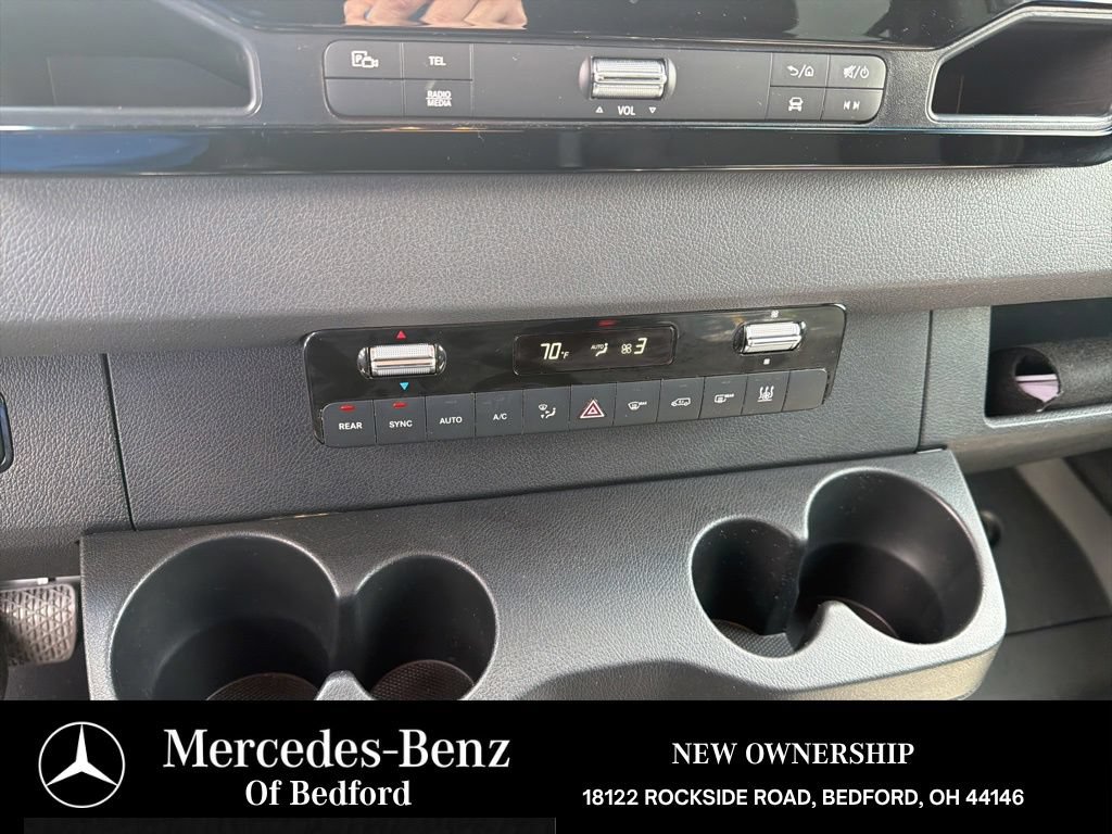 Used 2025 Mercedes-Benz Sprinter 2500 image 20