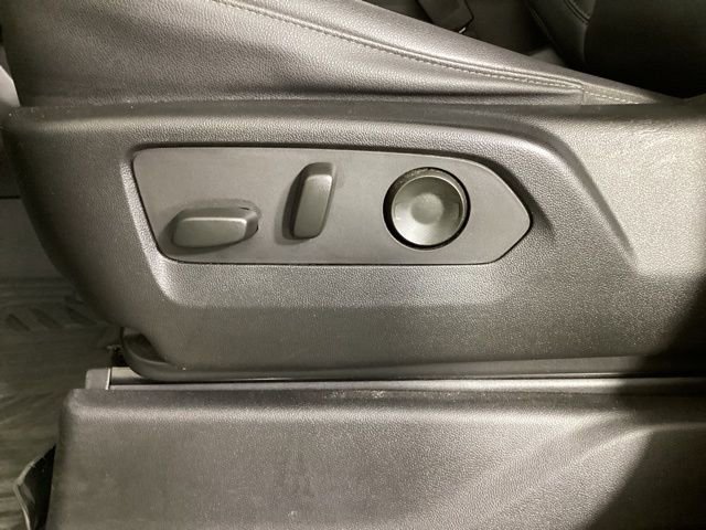 Used 2022 Chevrolet Silverado 1500 LT Trail Boss w/ LT Trail Boss Premium Package image 16