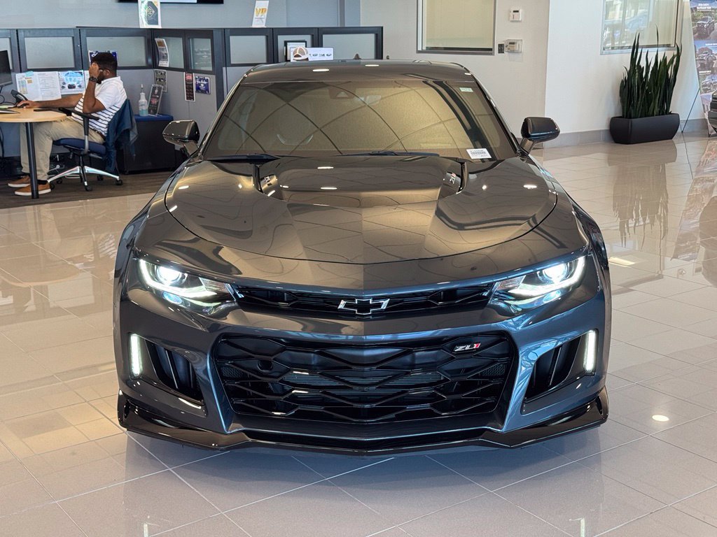 Used 2023 Chevrolet Camaro ZL1 RWD image 5