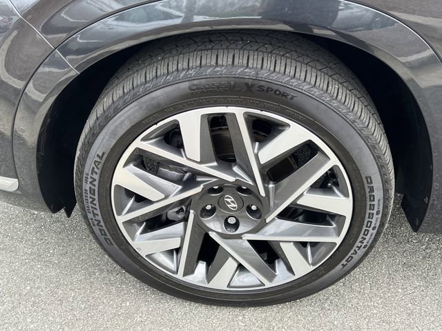 Certified 2023 Hyundai Santa Fe Calligraphy w/ Cargo Package image 12