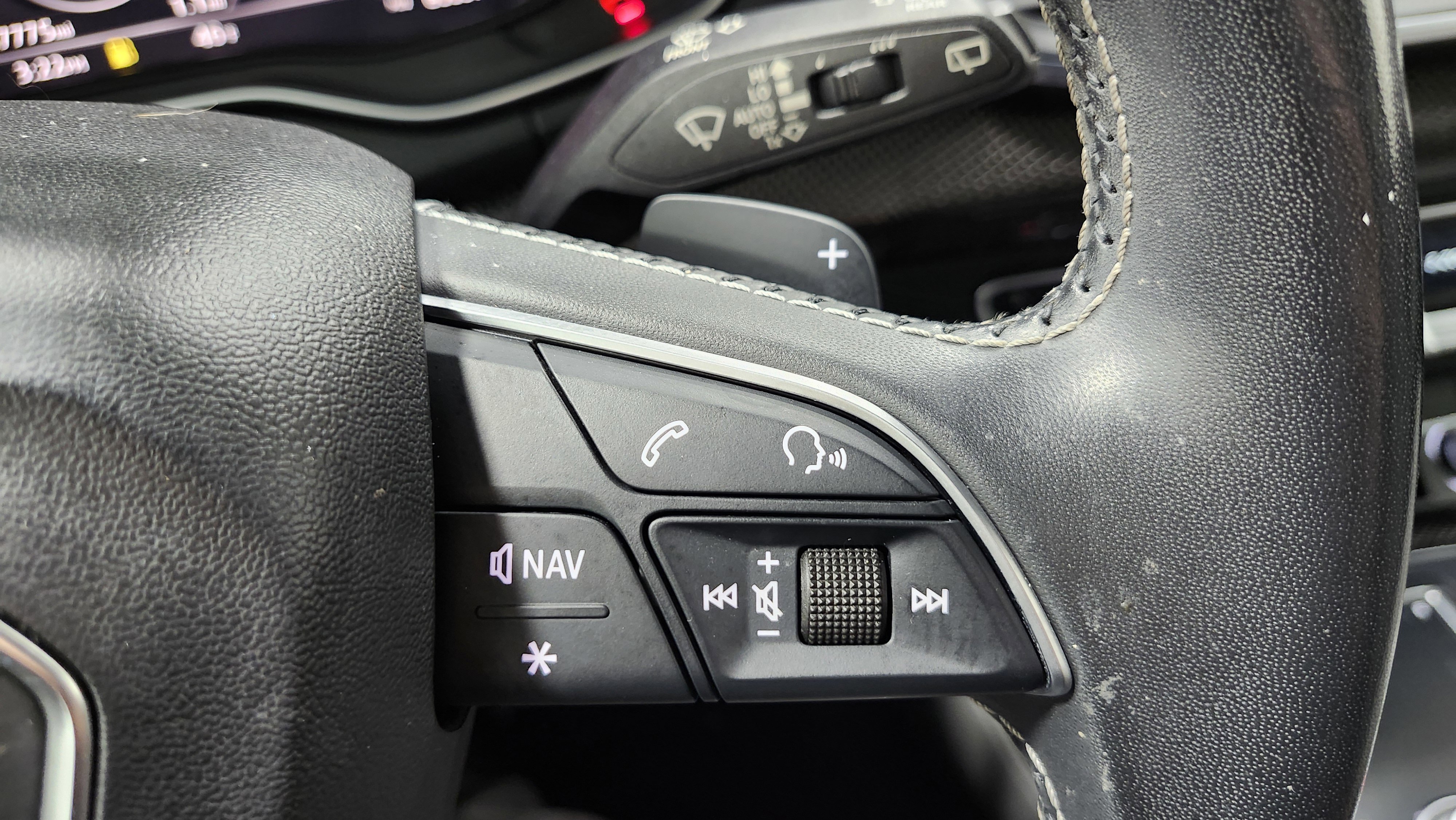 Used 2019 Audi SQ5 Premium Plus image 38