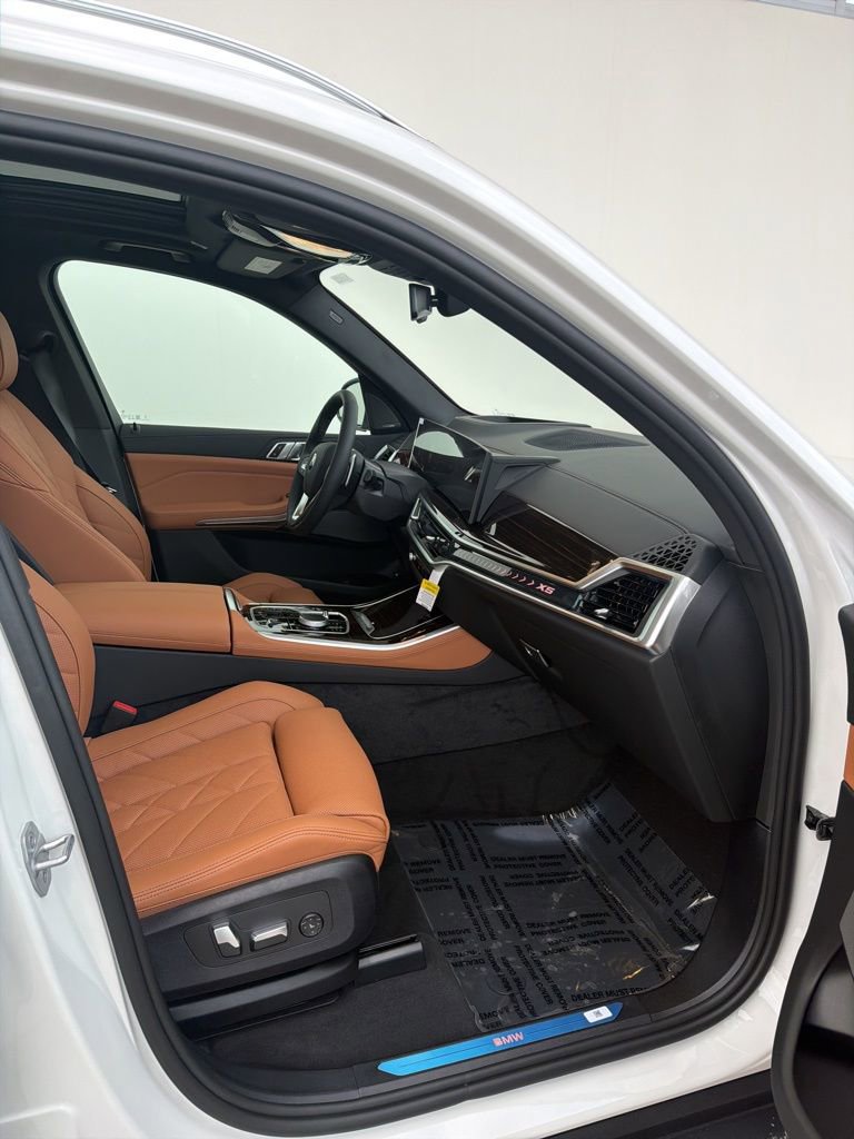 New 2026 BMW X7 M60i image 72