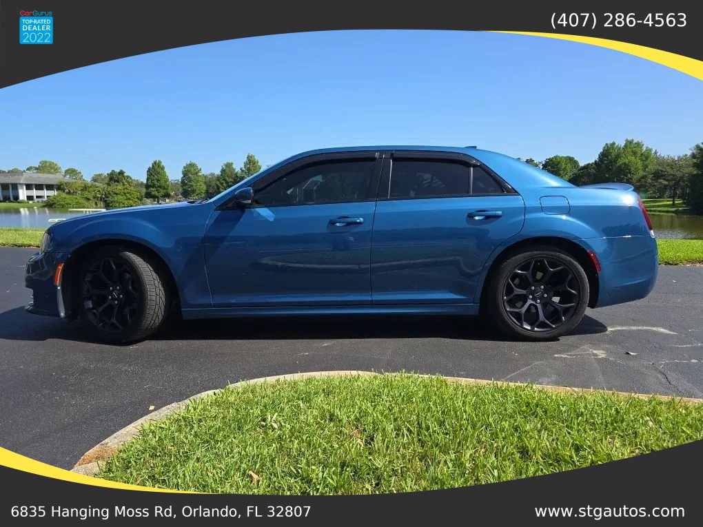 Used 2020 Chrysler 300 S w/ 300S Premium Group 2 RWD image 2