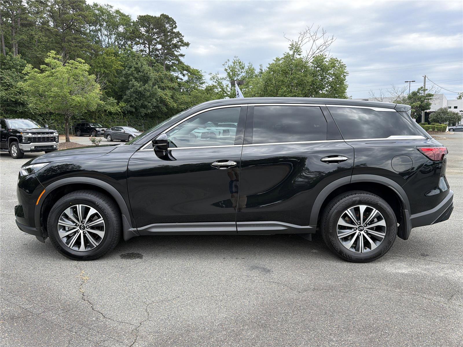Used 2024 INFINITI QX60 Pure FWD image 25