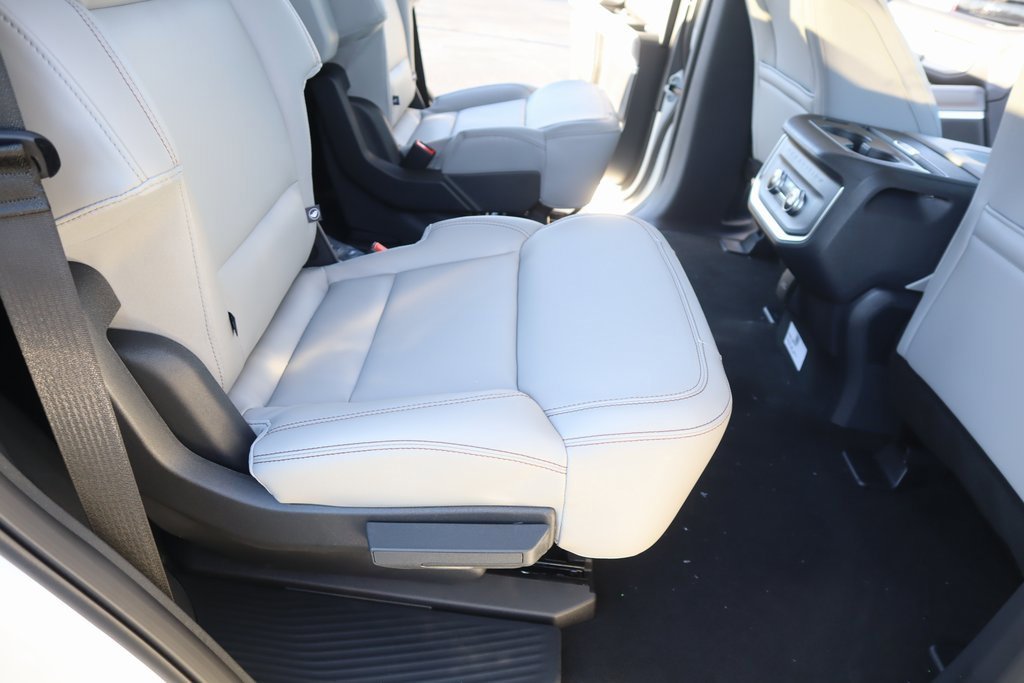 New 2025 Ford Expedition Active image 16