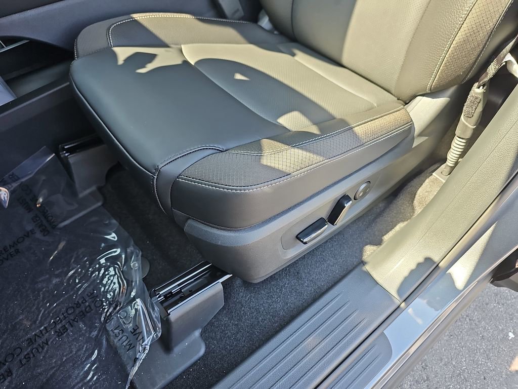 New 2026 Nissan Pathfinder SL AWD/4WD image 33