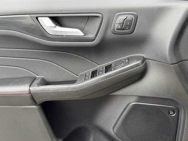 Used 2023 Ford Escape ST-Line Elite AWD/4WD image 24